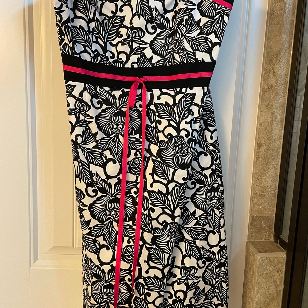 Harold’s strapless dress. Size 14.